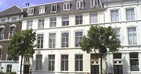 Javastraat 56 rechts op de afbeelding