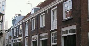 Kazernestraat 51 t/m 55 (v.r.n.l.)