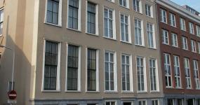 Sinds de belendende nieuwbouw is de nummering &quot;79 t/m 93&quot;