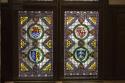 De Commissarissenkamer. Detail glas-in-loodvensters.