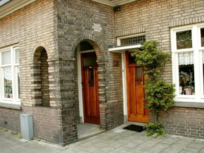 01649012745